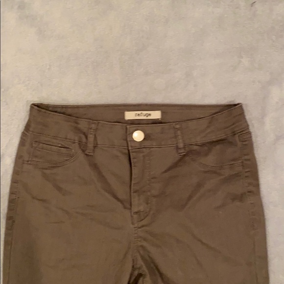 Grey Refuge Jeggings (size 6) - Picture 2 of 3